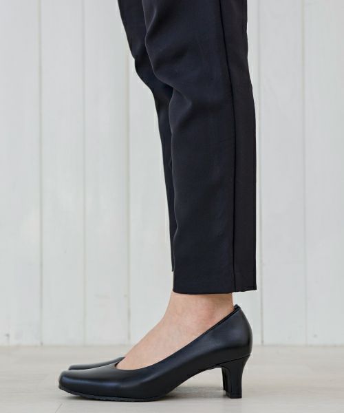 スクエアレザーパンプス MAR71644