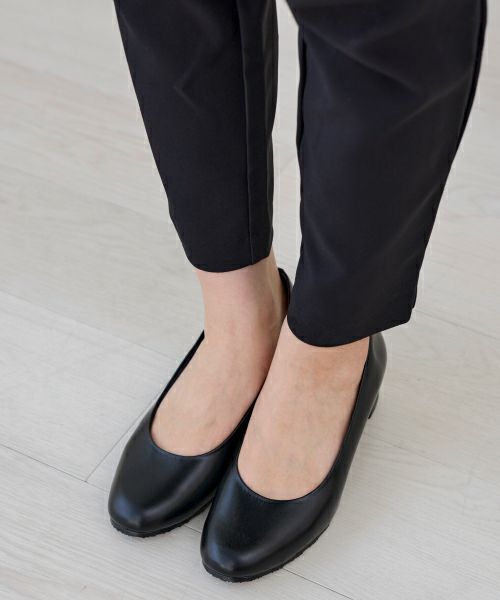 ラウンドレザーパンプス MAR81546