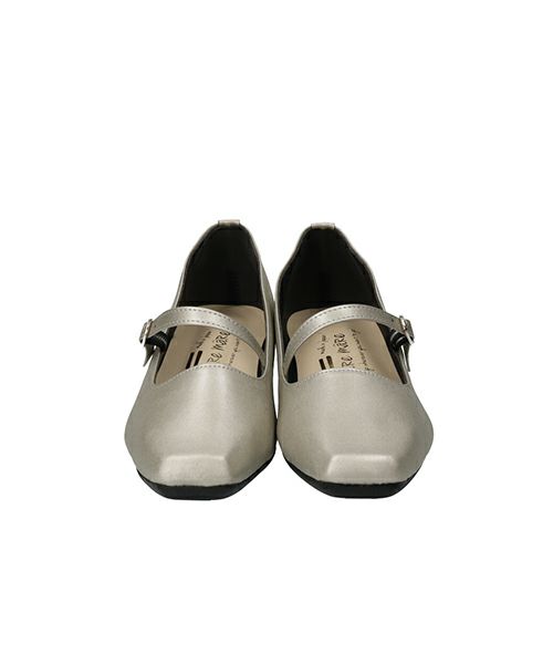 ななめストラップフラットシューズSE251617