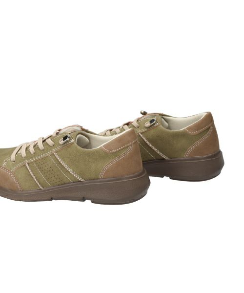 エアロゴム紐スニーカー IC252112