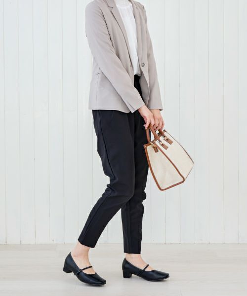 スクエア ストラップパンプスTW252531